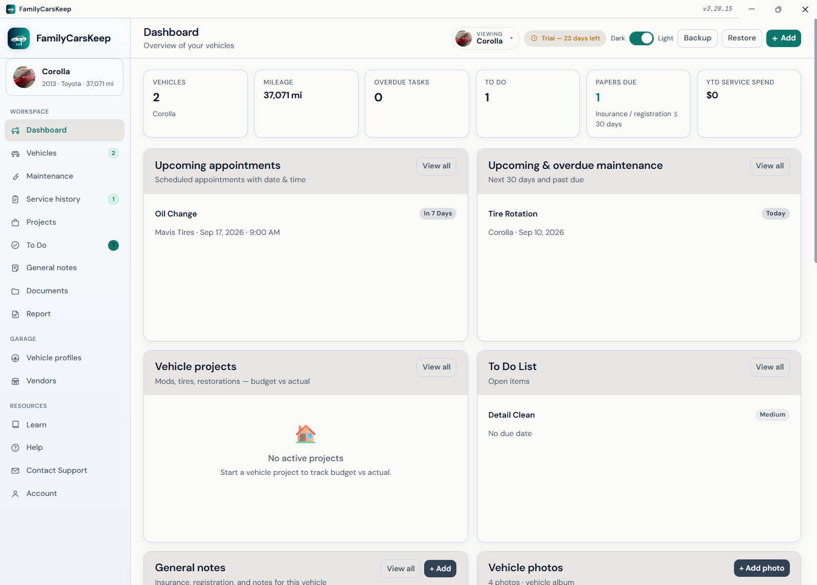 FamilyCarsKeep dashboard with vehicle overview, appointments, maintenance, and photos